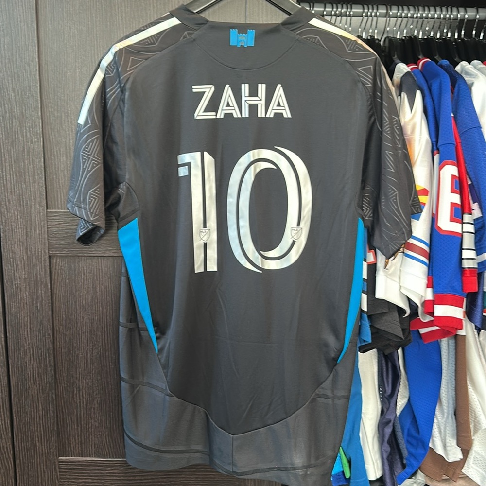 Wilfried Zaha Charlotte FC adidas 2025 Fortress Kit Authentic Jersey - Black - Picture 6 of 6